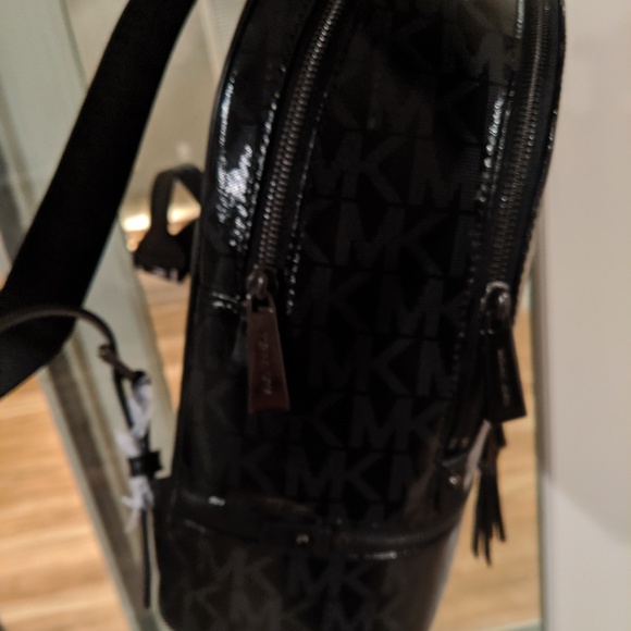 Michael Kors Rhea Zip MD - Glossy Black - Picture 4 of 5